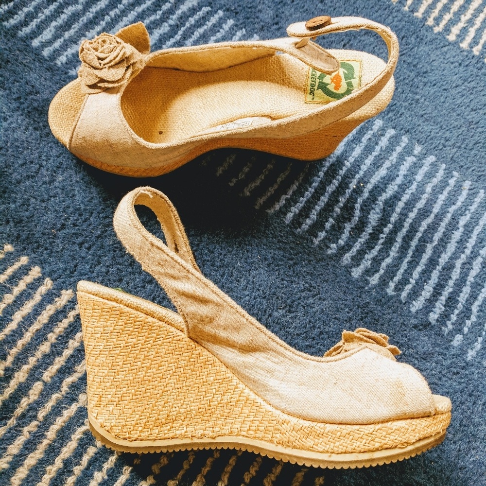 Rocket Dog wedges